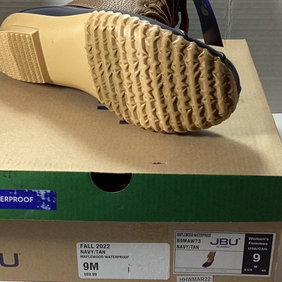 JBU NAVY/ TAN Women’s Maine Duck Boot, - Picture 7 of 7